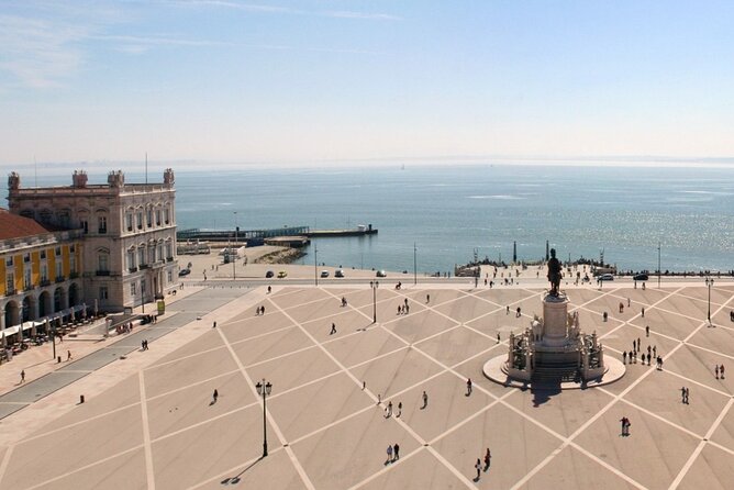Lisbon Capital of Fado - Private Tour with Dinner - São Jorge Castle above the old city