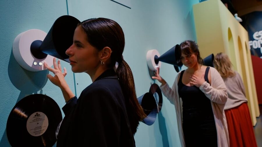Lisbon: Experience the Queen of Fado at AH AMÁLIA - Who Will Enjoy Ah Amália Most