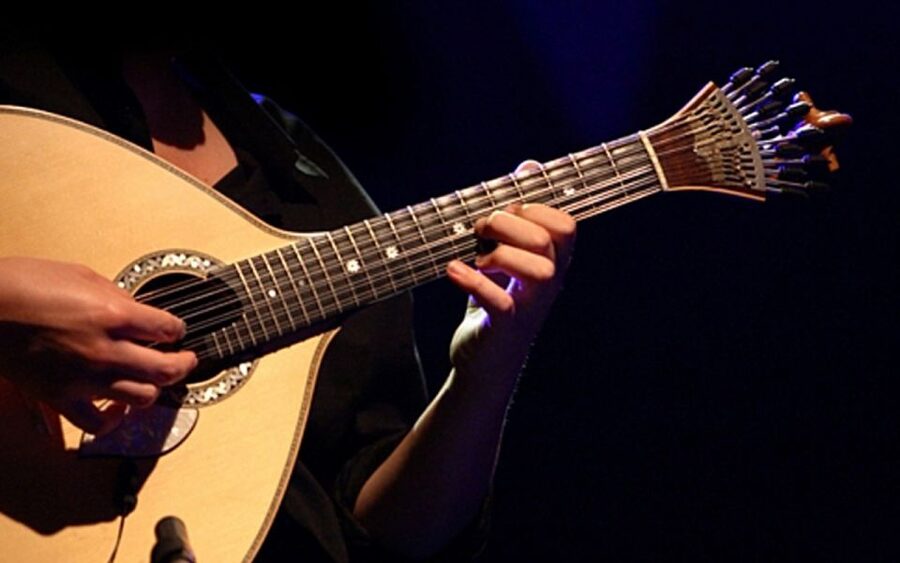 Lisbon: Fado Show and Portuguese Dinner - Key points to know