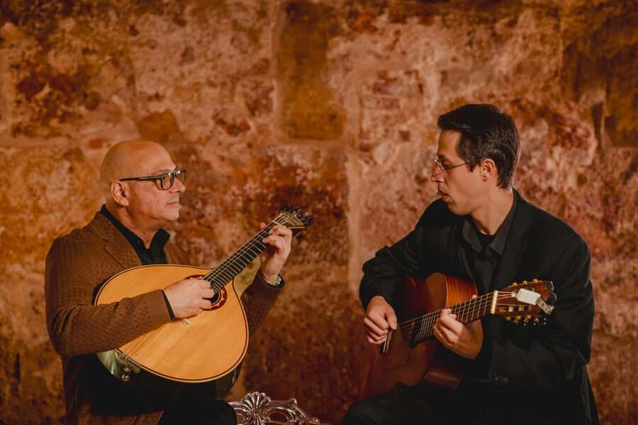 Lisbon: Fado Show and Wine inside Medieval Walls - Key points at a glance