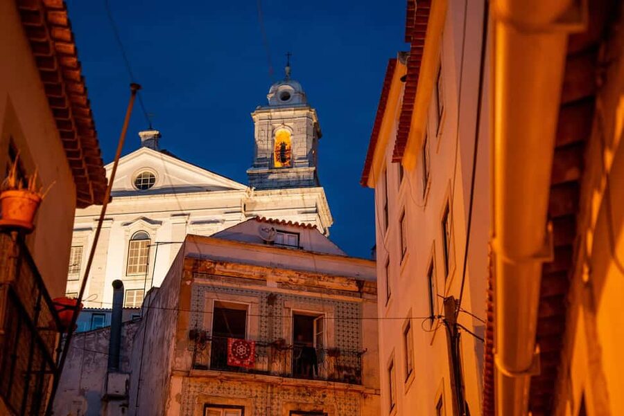 Lisbon: Fado Show with Dinner and City Tour - Key Points To Know Before You Book