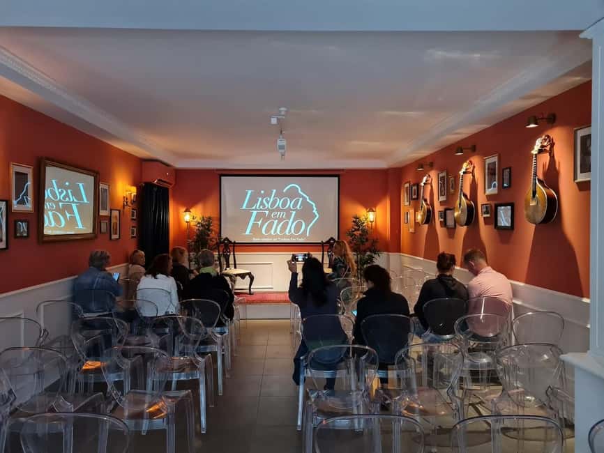 Lisbon: Live Fado Show with Port Wine at Lisboa em Fado - Who will enjoy this Fado show most