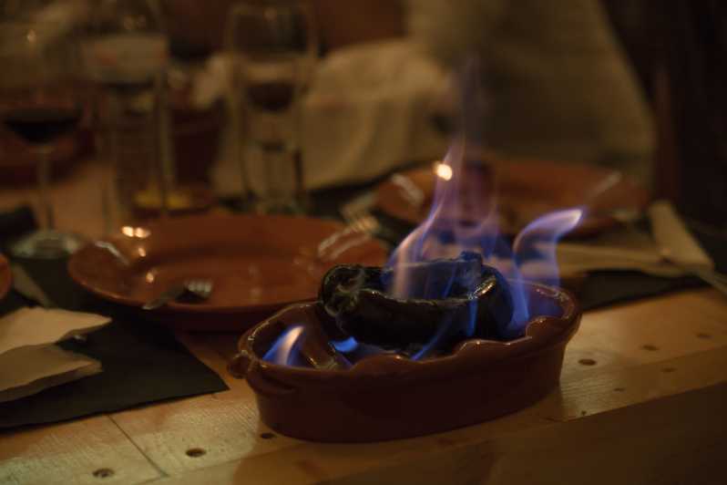 Lisbon: Tapas & Drinks with Fado Live Performance - Portuguese food that keeps arriving