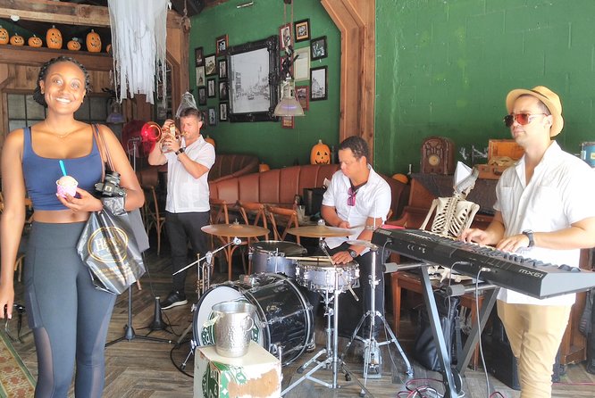 Little Havana Tour Private Cuban Podcaster Art, Museums, Music - The local businesses behind the tourist strip
