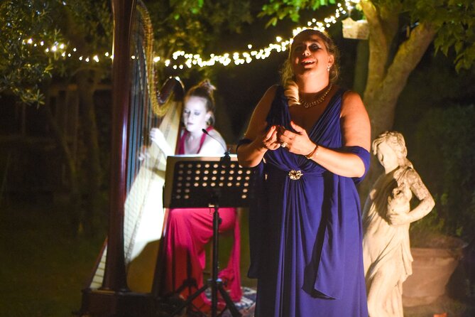 Live Opera Concert and Wine Tasting in Florence - Meeting Lucrezia near Via Senese