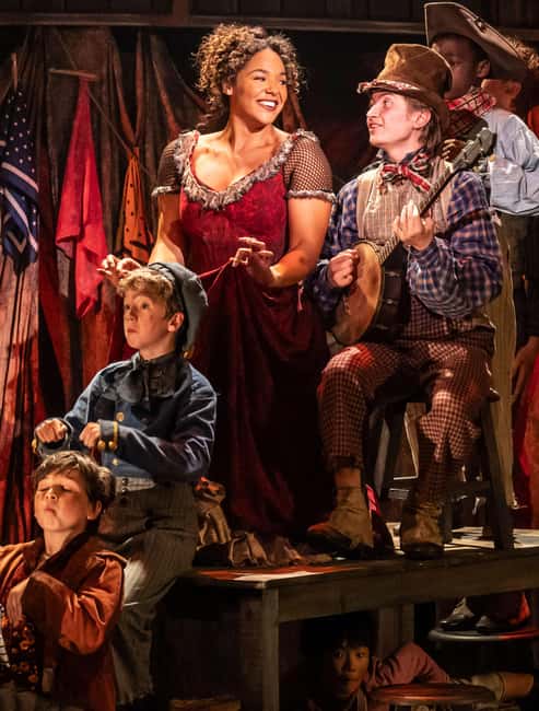 London's West End: Ticket to Oliver! The Musical - The principal cast and the people behind the music
