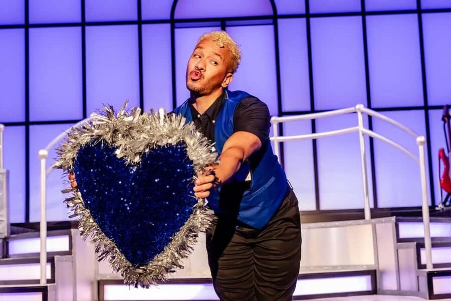 London's West End: Ticket to Titanique the Musical - What the Criterion Theatre adds