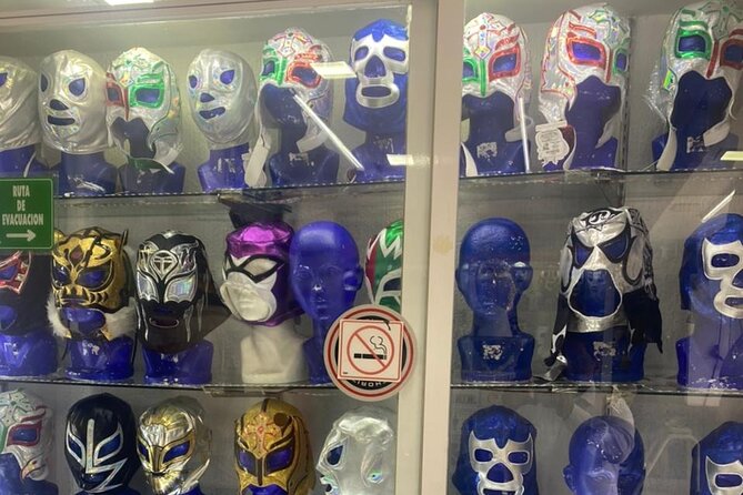 Lucha Libre and Mariachi - A serious note about confirmation and cancellation