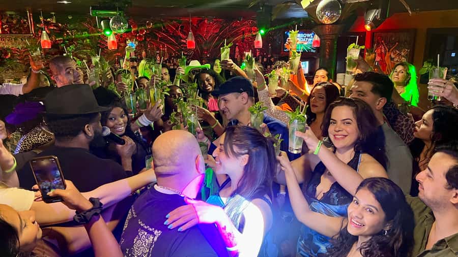 Mango's Miami: Salsa Lessons, Mojitos, Bites & Live Music - 8pm: an easy introduction to bachata