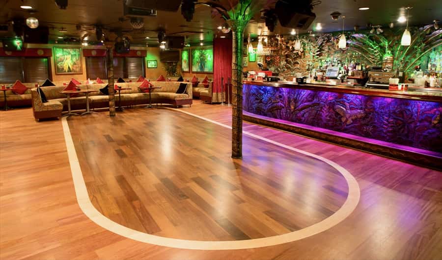 Mango's Miami: Salsa Lessons, Mojitos, Bites & Live Music - 9pm: mojito, appetizers, and a short break