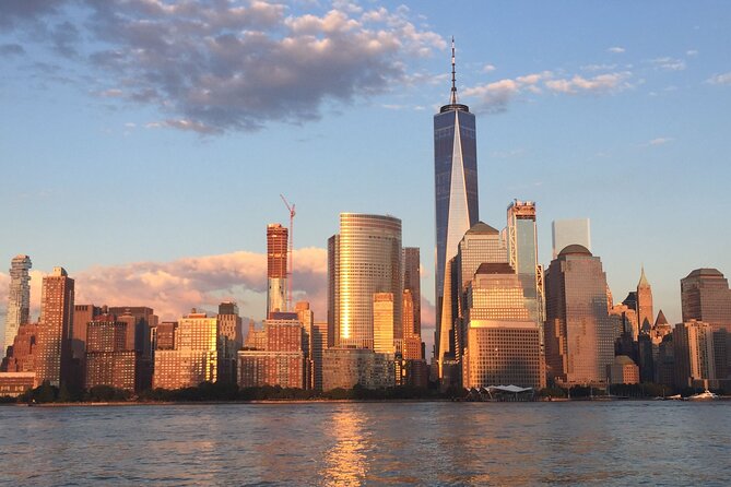 Manhattan Evening Jazz Cruise - Governors Island, the Seaport, and the east side of the route