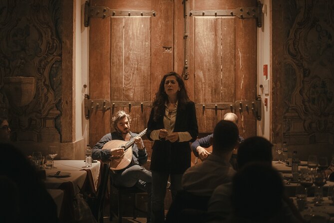 Mesa de Frades Dinner in Lisbon Fado Show Portuguese Live Music - Key points to know before booking