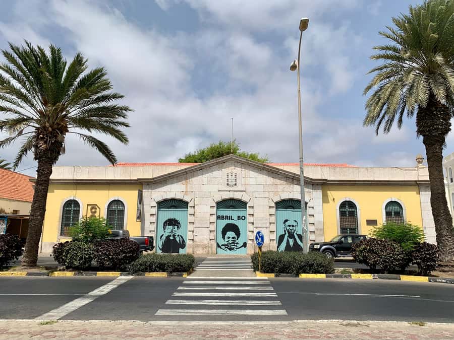 Mindelo Cultural: city tour with live music and tasting - Languages, pace, and who should book