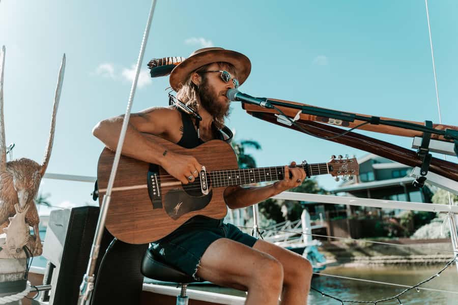Mooloolaba Sunset Cruise with Live Music - The small details that make the evening work