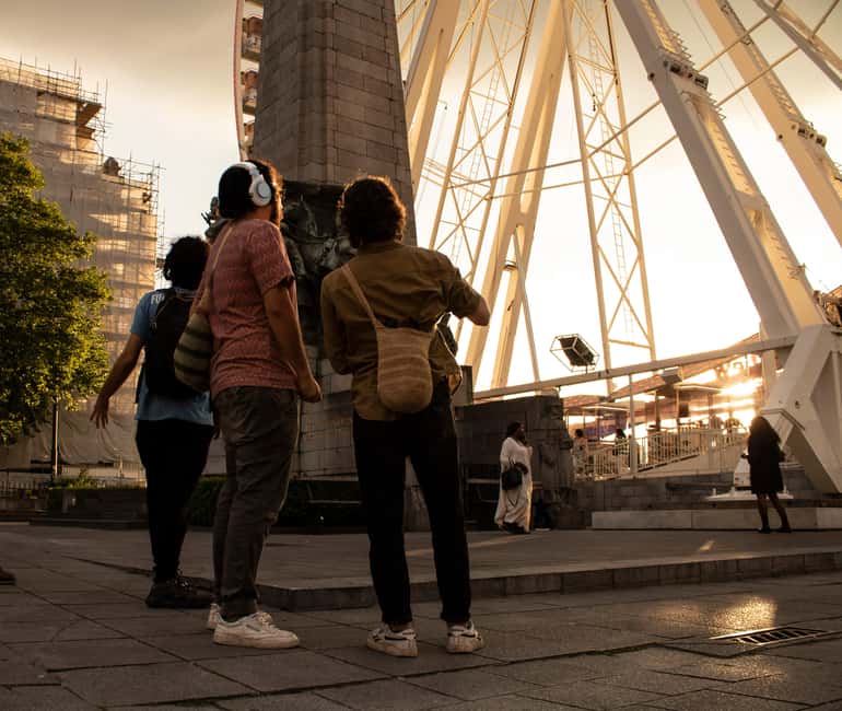 MUSIC TOUR OF BRUSSELS (SPANISH) - Jacques Brel brings the walk down to a human scale