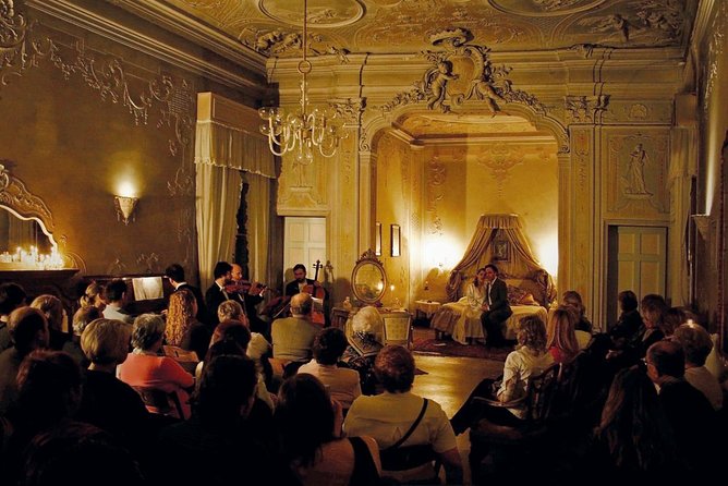 Musica a Palazzo 'Traveling Opera' Performance in Venice - Choosing Between La Traviata, Rigoletto, and The Barber of Seville