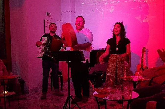 Naples Folklore: A Unique Concert of Traditional Neapolitan Music - How to plan the 9:00 pm start