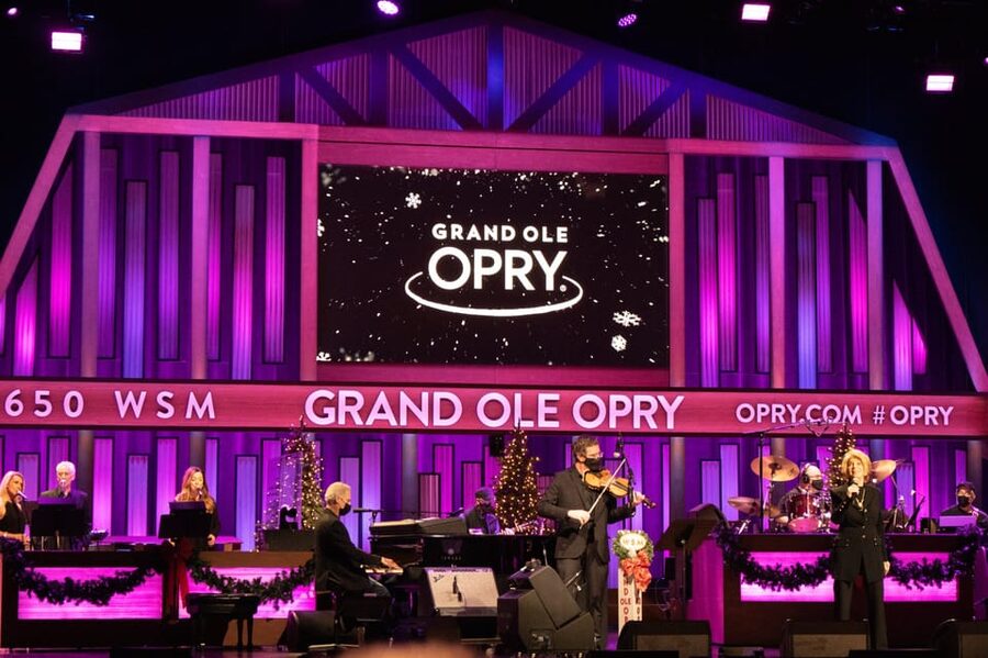 Nashville: Country Christmas Music Show at the Opry House - When this experience works best for families