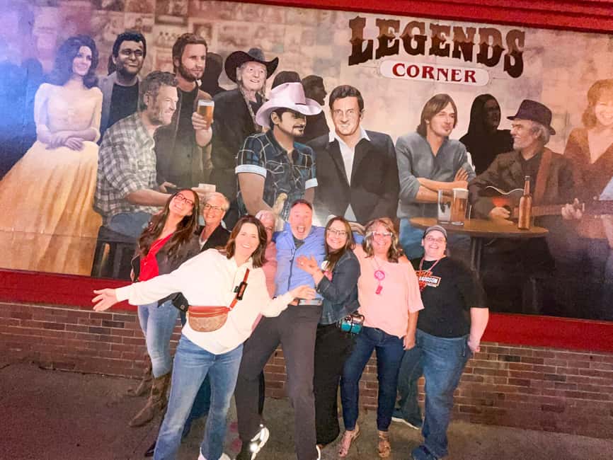 Nashville: Live Music Bar Crawl with Local Artists - From Printers Alley to the first live set