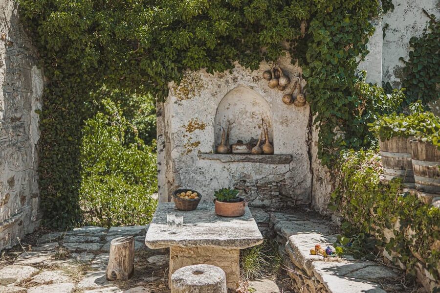 Naxos: Family Farm-table Cooking, Kouros Tour & Live Music - Learning a few Greek dance steps