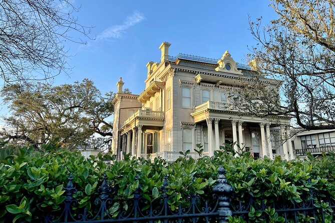 New Orleans City Tour and Steamboat Natchez Harbor Jazz Cruise - City Park, beignets, and the wider city