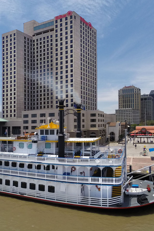 New Orleans: Creole Queen Weekend Morning Jazz Cruise - A paddlewheeler view of New Orleans