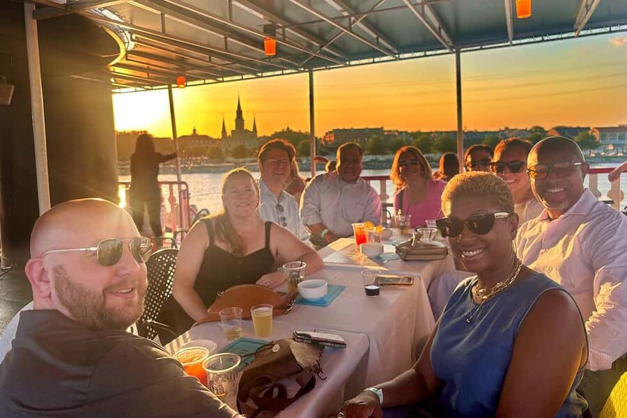 New Orleans: Evening Steamboat Jazz Cruise + Optional Dinner - A New Orleans evening that starts before the boat moves