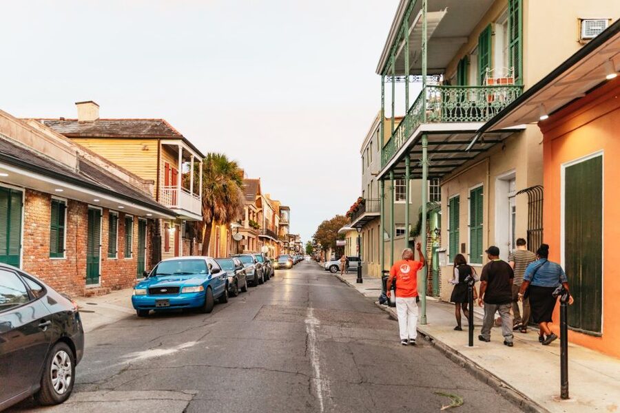 New Orleans: Jazz Roots Tour with Music, Culture & Drink - Frenchmen Street and the live music finish