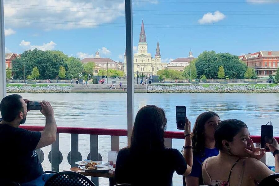 New Orleans: Sunday Steamboat Jazz Cruise + Optional Brunch - What comes with the Creole brunch