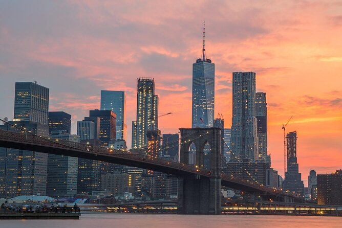 New York City Dinner Cruise with Live Music - The Manhattan Skyline After Dark