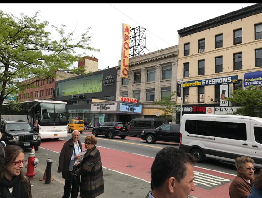 NEW YORK HARLEM GOSPEL WALKING - Brownstones, side streets, and time to look around