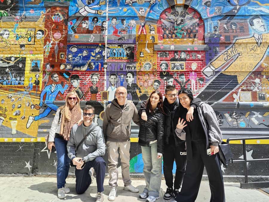 New York: Harlem Tour and Sunday Gospel Mass - How the guides shape the experience
