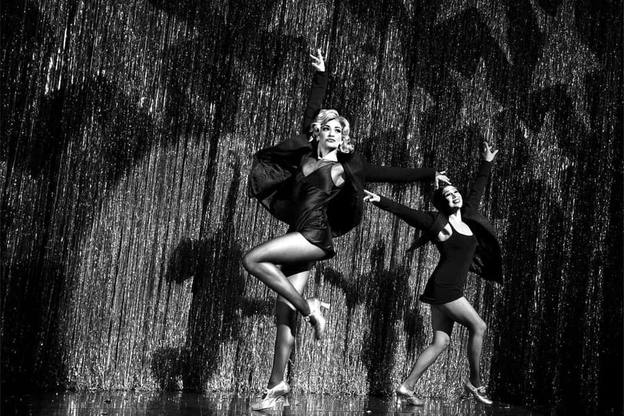 NYC: Chicago the Musical on Broadway - Who should book Chicago?