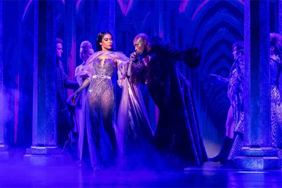 NYC: Death Becomes Her the Musical on Broadway - The musical comedy style: sharp, broad, and knowingly silly