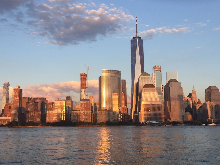 NYC: Evening Jazz Cruise on the Yacht Manhattan - Starting at Chelsea Piers and settling aboard
