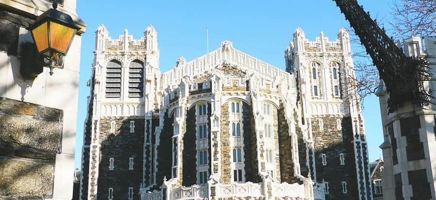 NYC: Harlem Hallelujah! Gospel Wednesday Concert - Inside the historic Black church