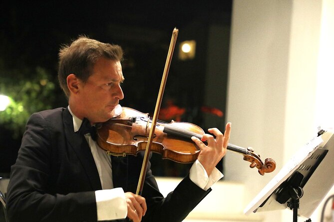 'O SOLE MIO - Neapolitan Songs and Opera - What you hear during the 90-minute program