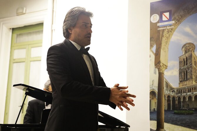 'O SOLE MIO - Neapolitan Songs and Opera - The singers and musicians