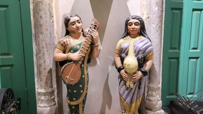 Old Delhi Haveli with live Classical dance, music & cuisine - Who should book this experience