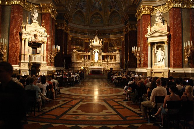 Organ Concert in the St. Stephen's Basilica - The drinks cruise for a lighter evening