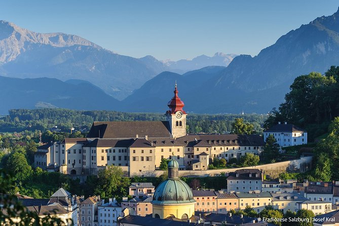 Original Sound of Music Tour Salzburg With Schnitzel and Noodle - Hellbrunn Castle and the glass gazebo