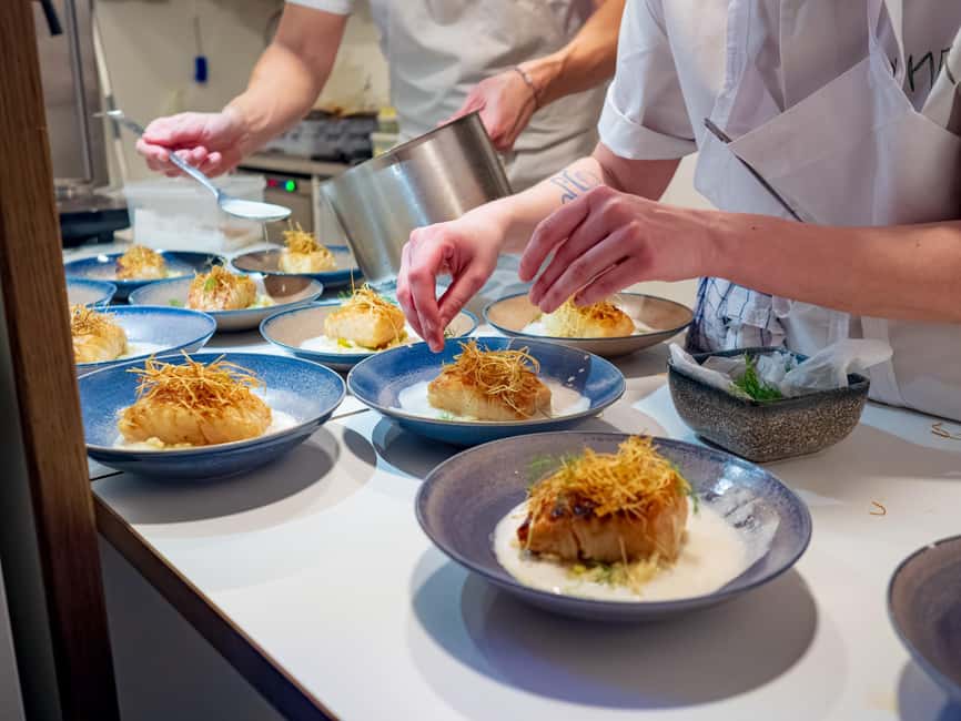 Oslo: 3-Course Dinner & Live Music Cruise on the Oslofjord - What the seasonal menu means for you