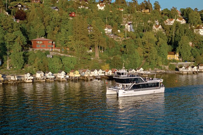 Oslo fjord 3-Course Dinner Cruise with Live Music - Leaving Oslo harbor for the inner fjord
