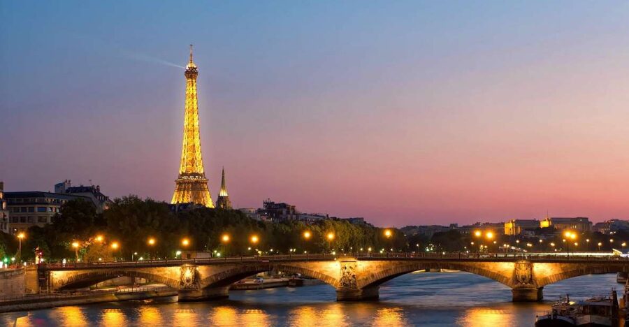 Pairs: The Opera to Hotel des Invalides Guided Walking Tour - Place de la Concorde and the Luxor Obelisk