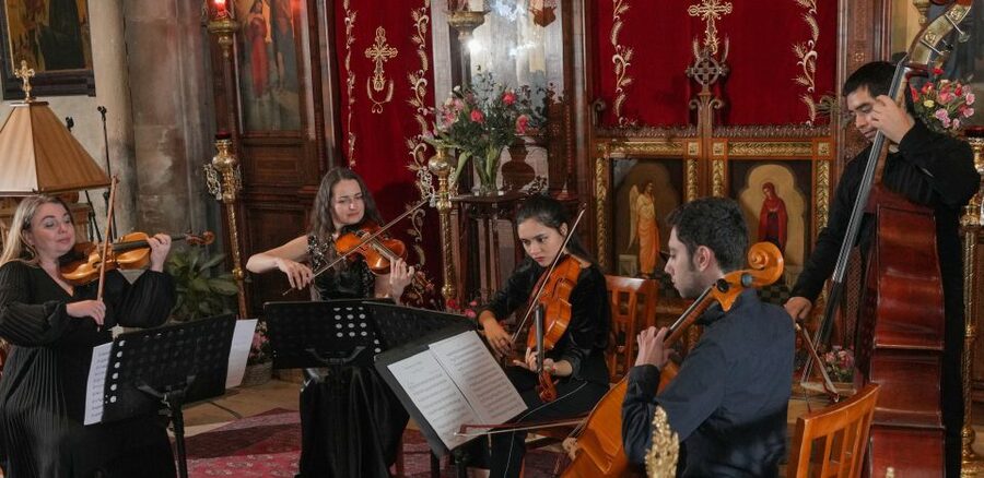 Paris: Classical Music Concert in Saint-Julien-le-Pauvre - Key points to know before booking