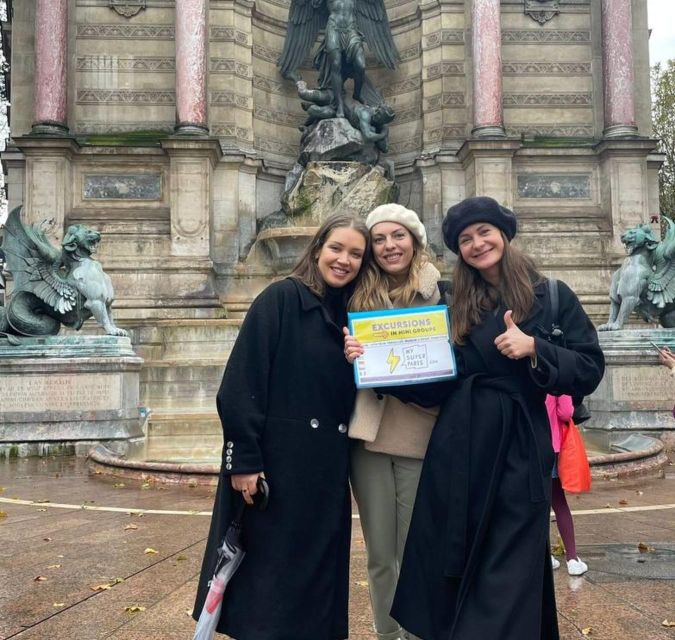 Paris: Guided Walking Tour from Opera Garnier to Notre-Dame - Meeting at Hôtel de Ville, then sorting out the route