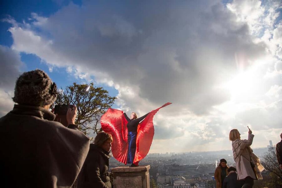 Paris: Opera Singer Guide in Montmartre - Starting at Abbesses