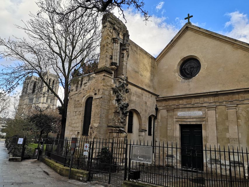 Paris: Romantic Piano Concert at Saint-Julien-le-Pauvre - A Broader Evening With Cello and Piano