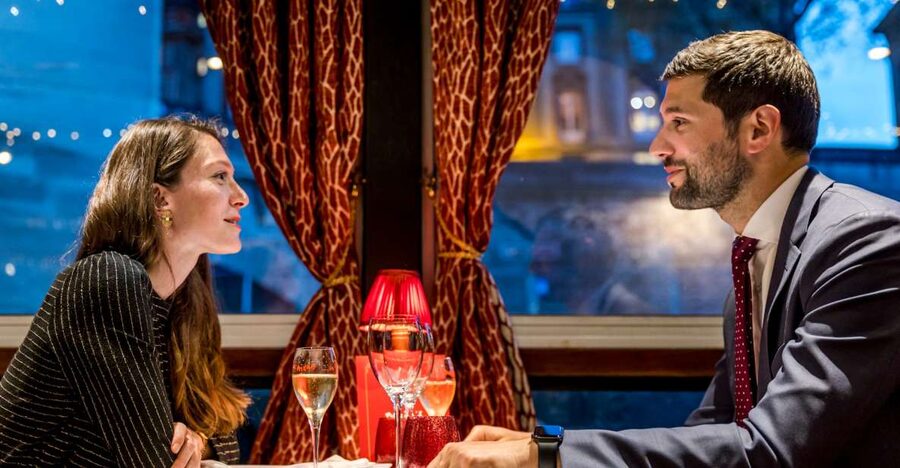 Paris: Seine River Cruise with 3-Course Dinner & Live Music - From the Louvre to Notre Dame
