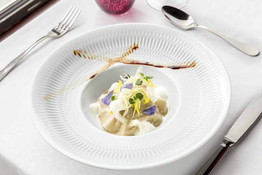 Paris: Seine River Cruise with 3-Course Dinner & Live Music - Is $182 a fair price?